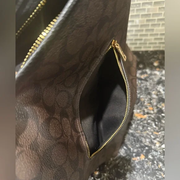 COACH 2022 Val Duffel Bag - Picture 9 of 14